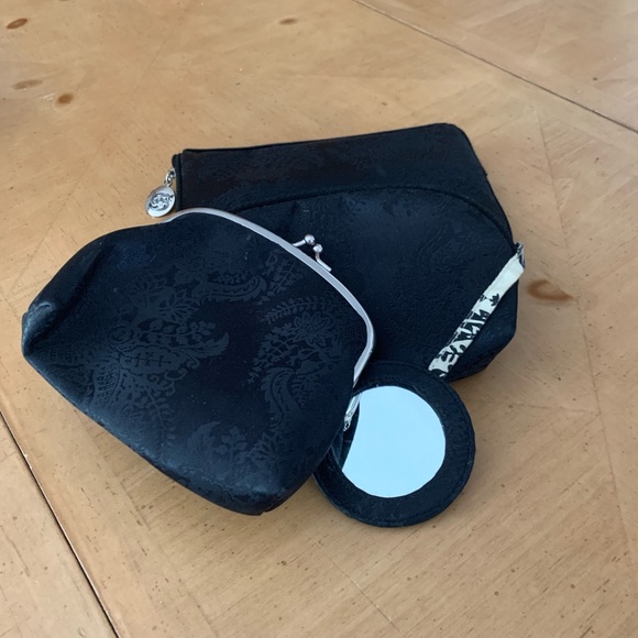 3 bags 1)Jewelry, 2)makeup & 3) credit cards & $$$ - Picture 5 of 5